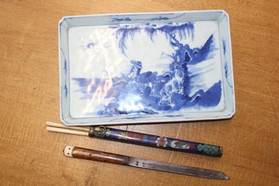Lot 511 - Chinese dish. A Chinese blue and white porcelain dish, 19th century and cloisonné set
