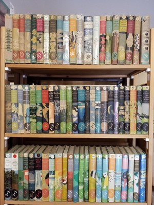 Lot 505 - New Naturalist. 86 volumes of New Naturalist series