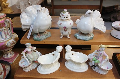 Lot 524 - Decorative ceramics. A pair of Meissen porcelain sweetmeat dishes
