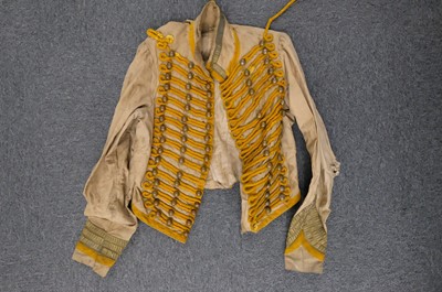 Lot 431 - Clothing. Footman's court dress suit worn by George Birry to wait on King Edward VII