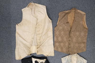 Lot 431 - Clothing. Footman's court dress suit worn by George Birry to wait on King Edward VII