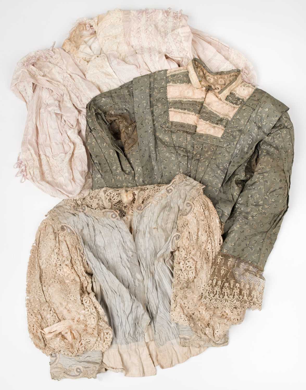 Lot 422 - Clothing. A collection of Victorian and Edwardian ladies' clothing