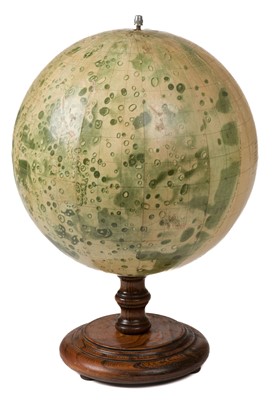 Lot 126 - Lunar Globe. A 13-inch Pergamon Moon Globe, Oxford, London, New York and Paris...