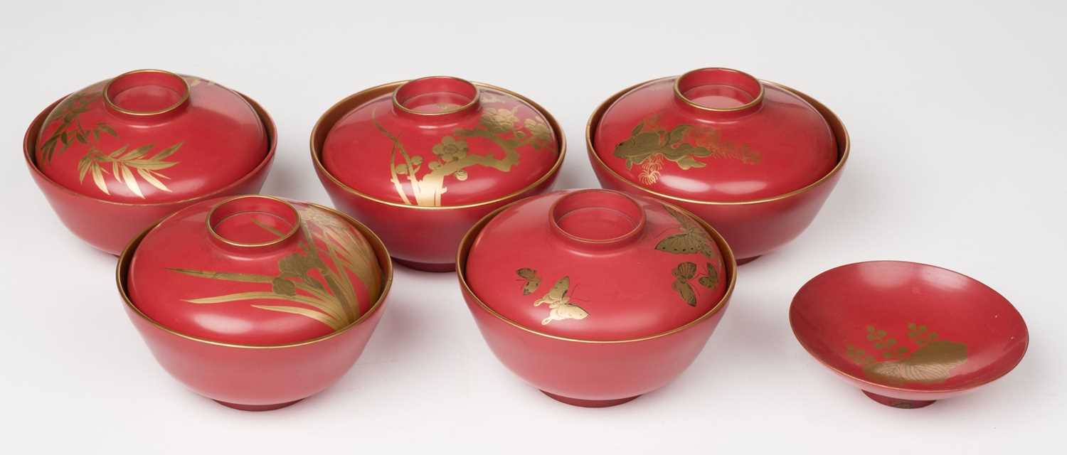 Lot 517 - Rice Bowls. A group of 5 Japanese urushi