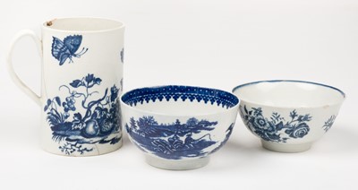 Lot 527 - Worcester Porcelain. Three blue and white porcelain items, late 18th century