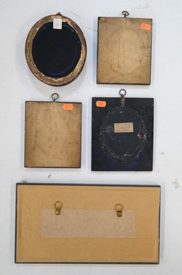 Lot 60 - Irish Silhouette Portraits. A group of 11 silhouette portraits, relating to the Crawford family, mid-19th century