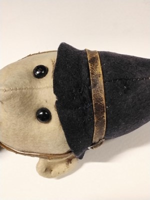 Lot 132 - Steiff. Policeman doll, 1904-05