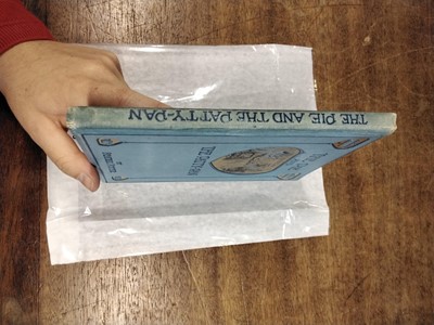 Lot 28 - Potter (Beatrix). The Pie and The Patty-Pan, 1st deluxe edition, 1905