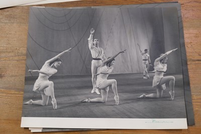 Lot 5 - Ballet. A group of approx. 120 ballet photographs, c. 1950s/1970s
