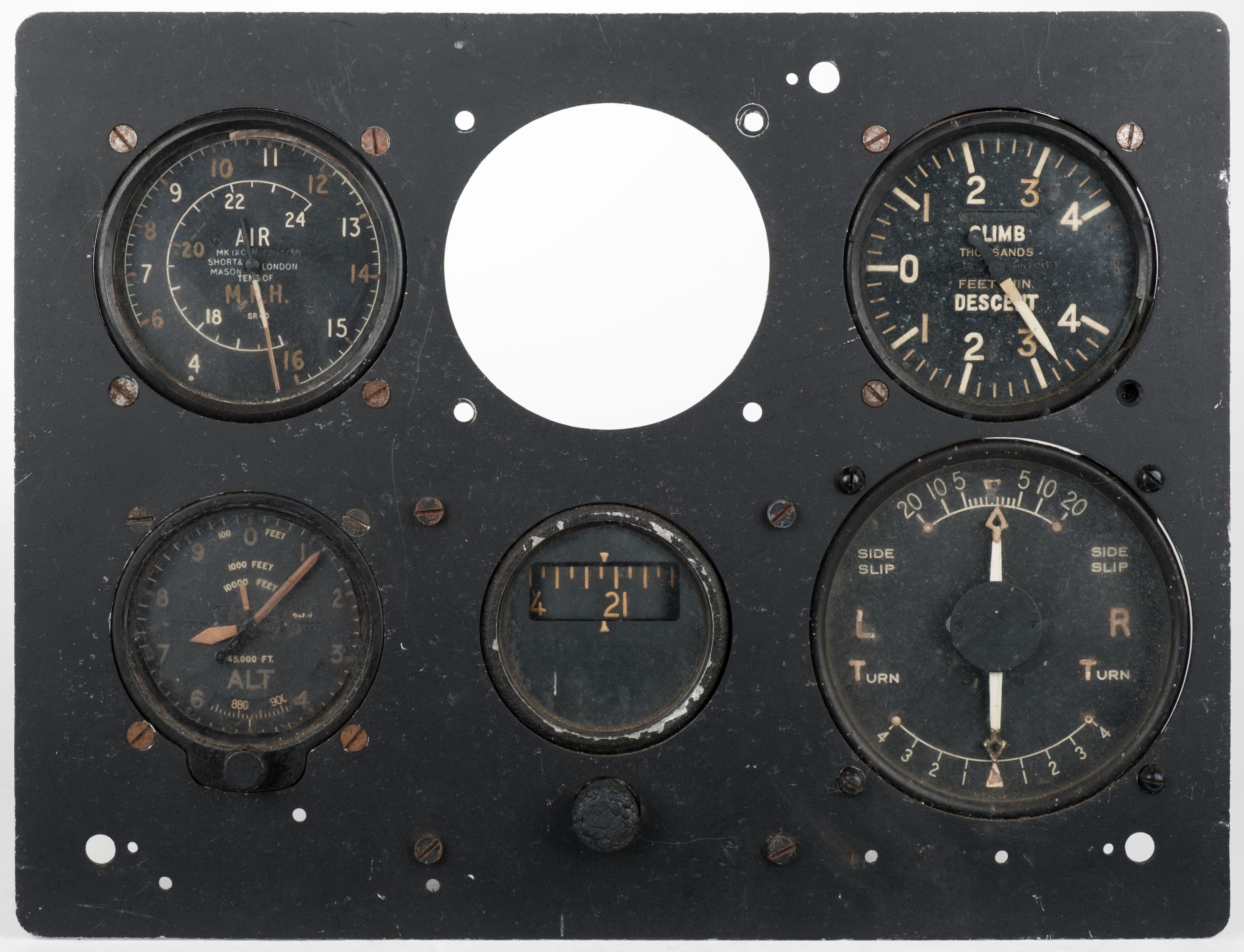 FLIGHT INSTRUMENT PANEL(中古品) Lot 73 - Instrument panel. WWII blind flying panel