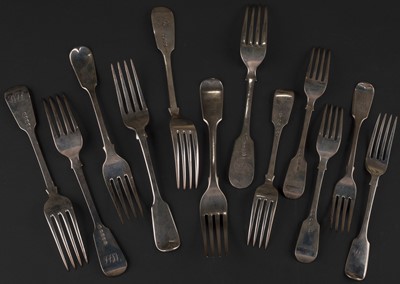 Lot 697 - Forks. A collection of 12 silver forks