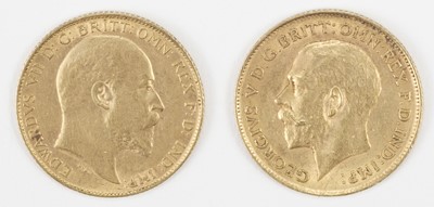 Lot 197 - Half Sovereign. Half Sovereigns, Edward VII, 1908, George V 1911, George and Dragon reverse