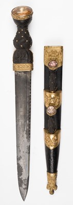 Lot 397 - Scottish dirk. A Victorian officer's dirk of the 78th (Ross-shire Buffs) Regiment of Foot