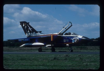 Lot 12 - Aviation slides. 6000 original Kodachrome and some Fuji colour slides