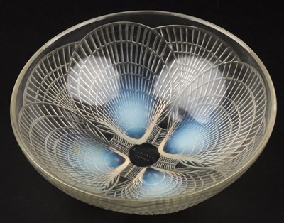 Lot 617 - Lalique (René, 1860-1945). A ‘Coquilles’ opalescent glass bowl