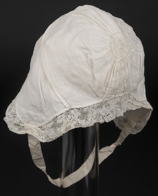Lot 449 - Children's Clothing. A hollie point lace baby bonnet, late 18th century, & other garments
