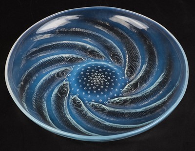 Lot 618 - Lalique (René, 1860-1945). A 'Poisson' opalescent glass dish