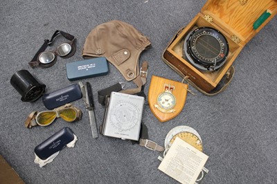 Lot 149 - RAF compass. An RAF Type 4A compass, Navigational Computor Mk IIID knee pad 'R.G. Hanna'