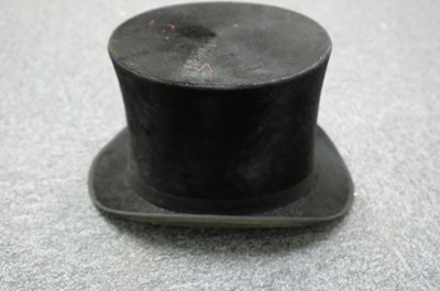Lot 464 - Clothing. A group of Victorian & Edwardian gentlemen's hats, & other items