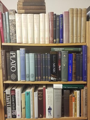Lot 399 - History. A large collection of modern history & miscellaneous reference