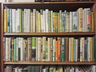 Lot 416 - Agriculture & Countryside. A large collection of mid to late 20th Century agriculture & countryside reference