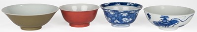 Lot 569 - Bowls. A collection of oriental bowls