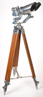 Lot 652 - Binoculars. A pair of WWII German anti-aircraft flak binoculars by Joseph Schneider, circa 1940