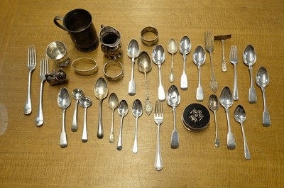 Lot 704 - Mixed silver. A novelty silver toby jug by T.W. Birmingham 1913 and other silver