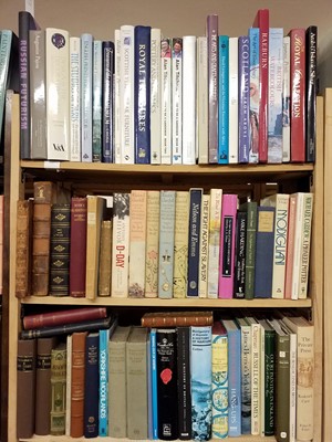 Lot 322 - Art & Miscellaneous. A large collection of art, antiques & miscellaneous reference & literature