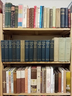 Lot 468 - Miscellaneous Literature. A large collection of modern miscellaneous literature & fiction