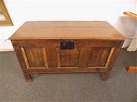 Lot 467 - Coffer.