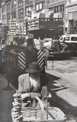 Lot 149 - Cartier-Bresson, Henri, 1908-2004