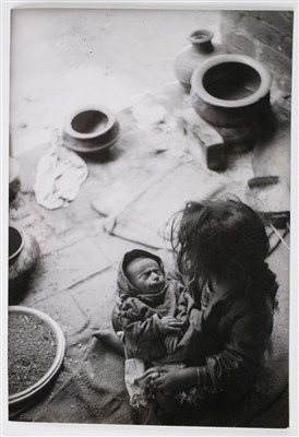 Lot 141 - Cartier-Bresson, Henri, 1908-2004