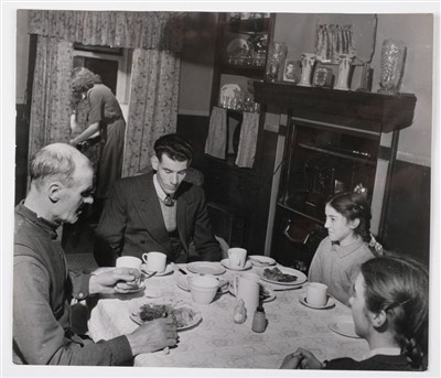 Lot 160 - Perutz, Carl, born 1921