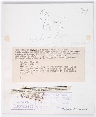 Lot 160 - Perutz, Carl, born 1921